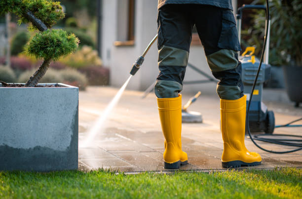 Why Choose Our Certified Pressure Washing Experts for Your Project Needs in Cambridge, WI?